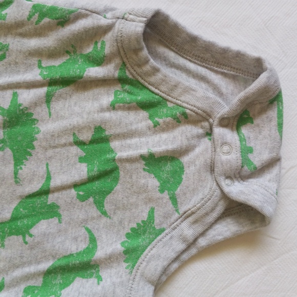 old navy dinosaur short sleeve bodysuit diaper shirt 3-6 months baby - Picture 2 of 6